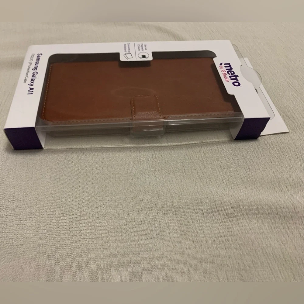 Samsung Galaxy A11 FOLIO | Protective Case Metro by T-Mobile
